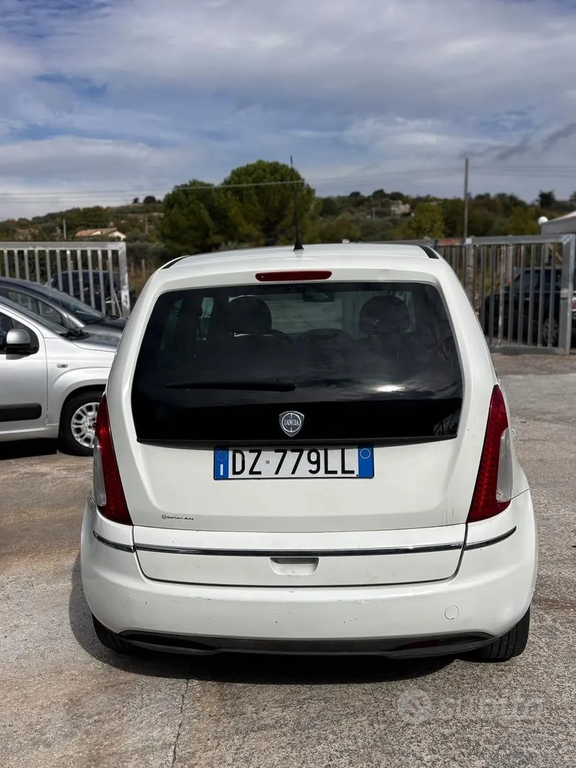 Lancia Musa 2010 photo 3