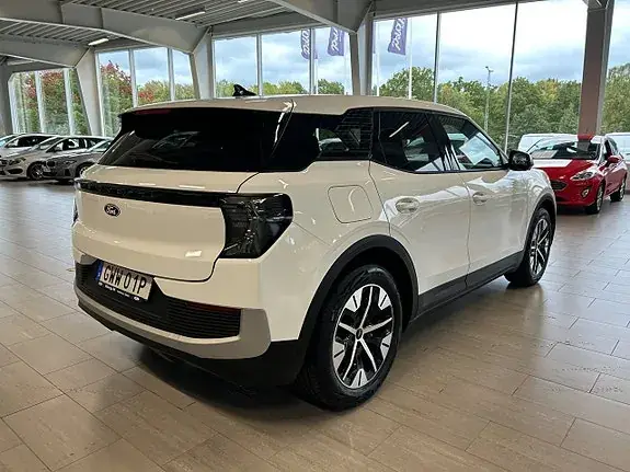 Ford Explorer 2025 photo 3
