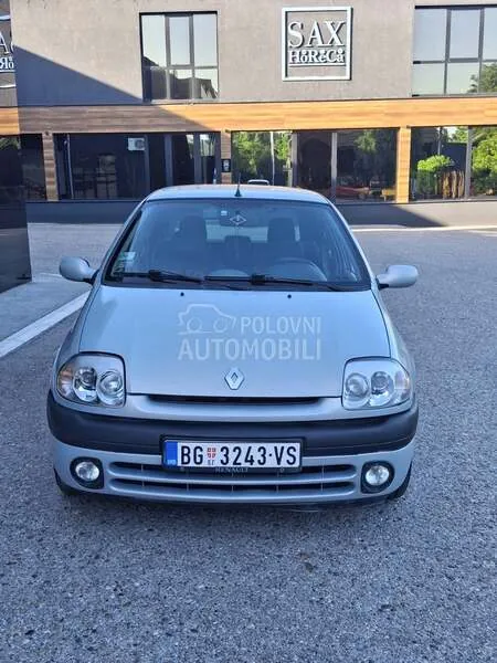 Renault Clio 2001 photo 2