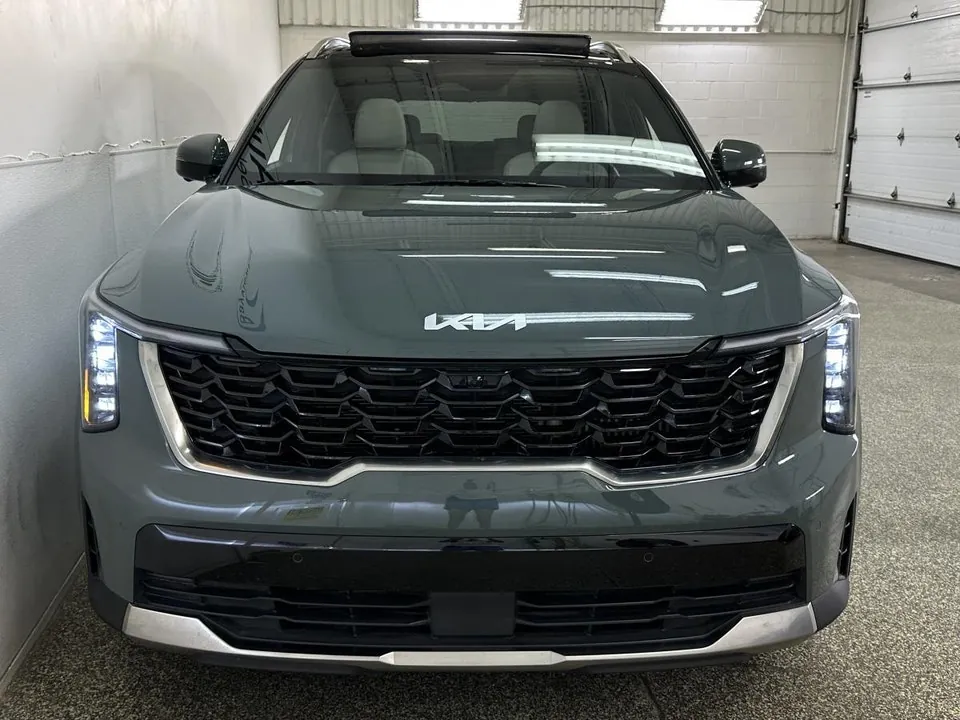 Kia Sorento Hybrid 2025 photo 2