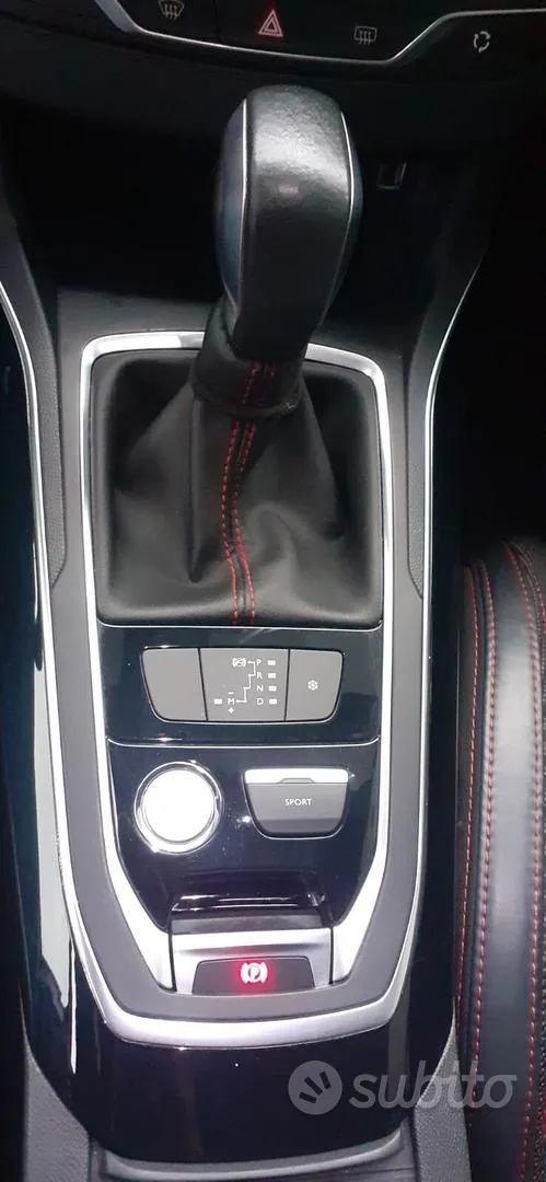 Peugeot 308 2018 photo 4