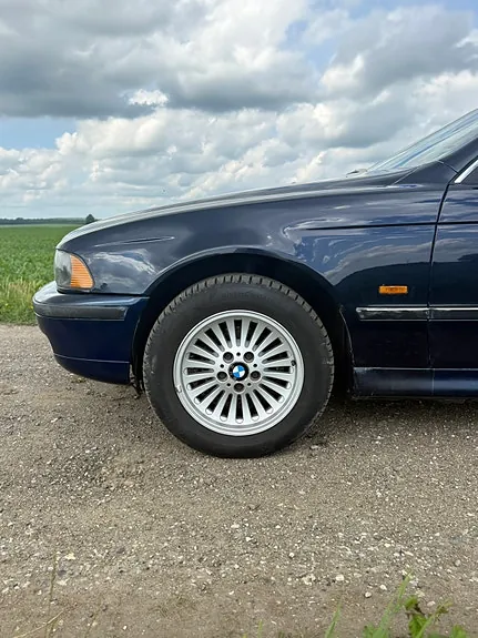 BMW 528I 2000 photo 5