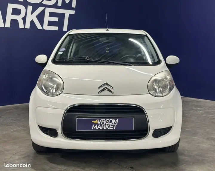 Citroen C1 2011 photo 2