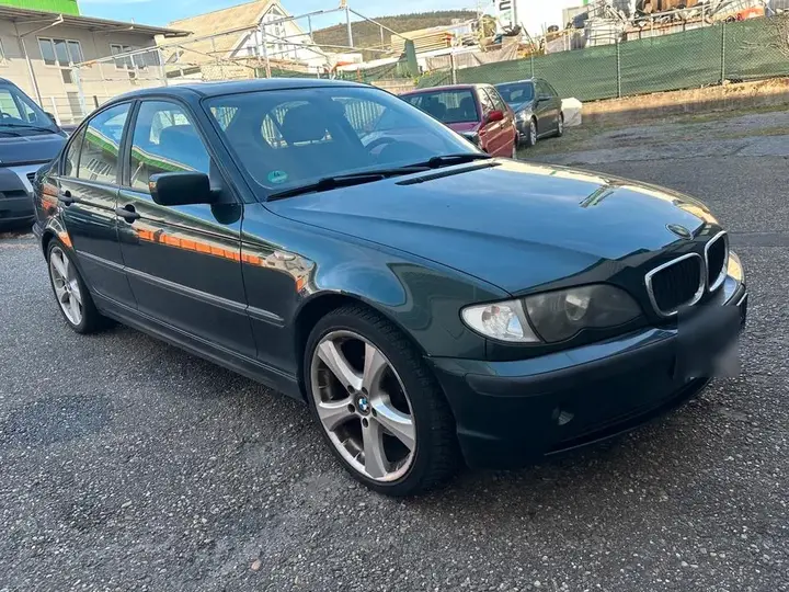 BMW 318I