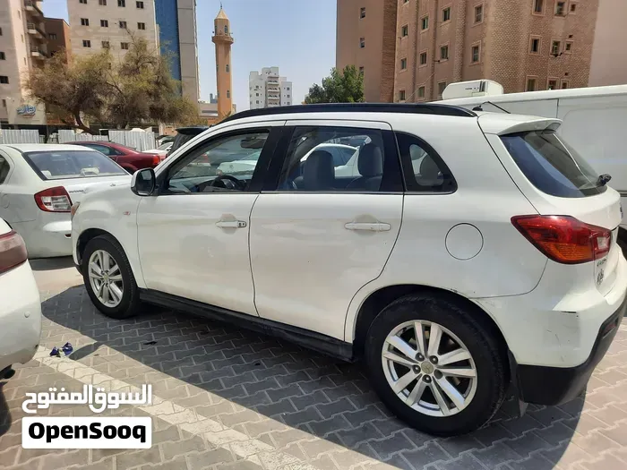 Mitsubishi Asx 2012 photo 3