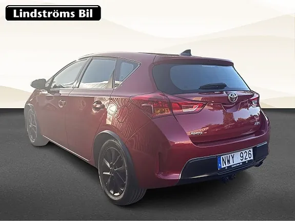 Toyota Auris 2013 photo 4