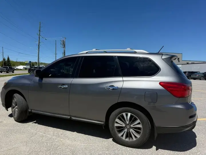 Nissan Pathfinder 2017 photo 4