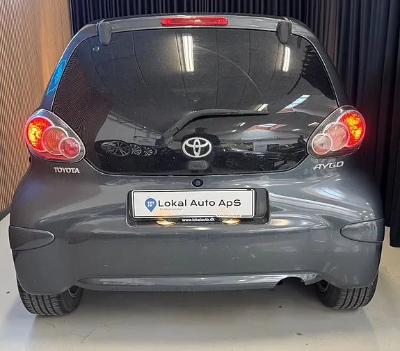 Toyota Aygo 2012 photo 3