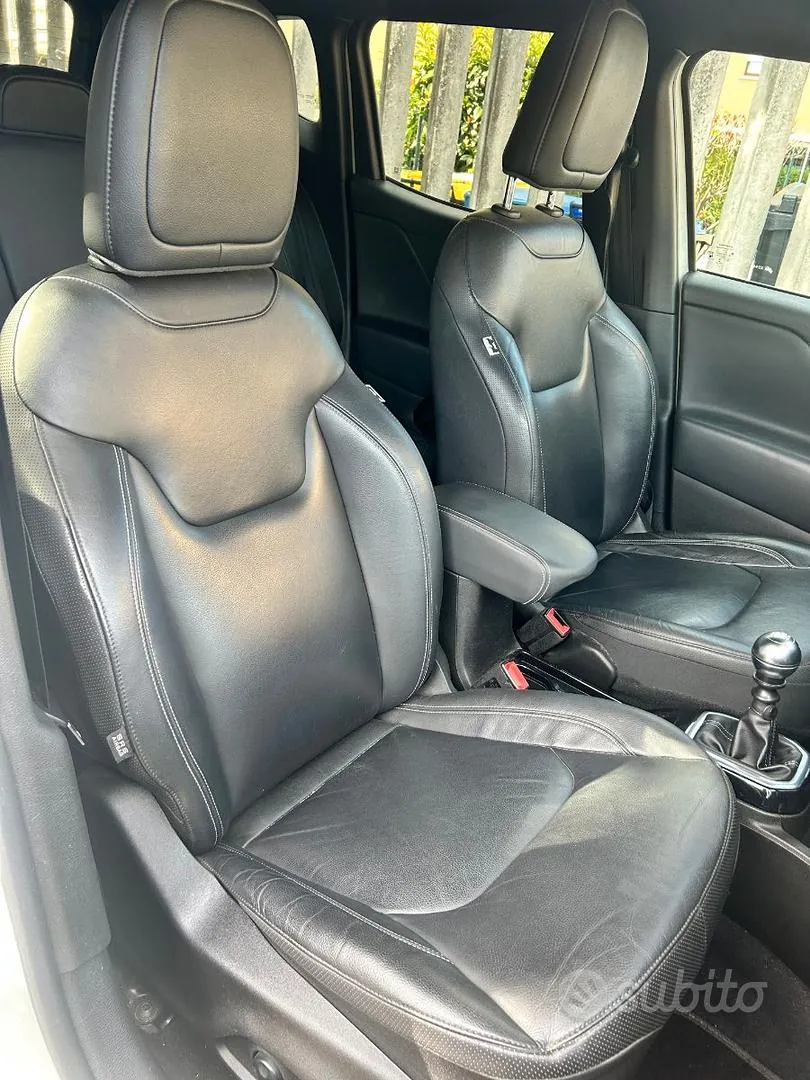 Jeep Renegade 2021 photo 3