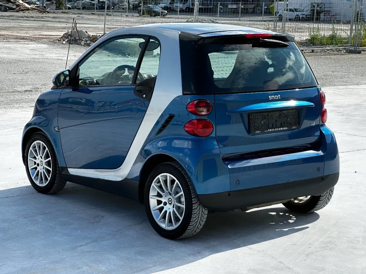 Smart Fortwo 2009 photo 2