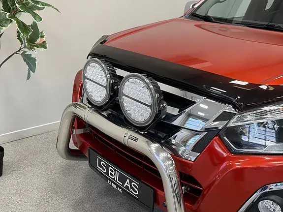 Isuzu D-Max 2017 photo 3