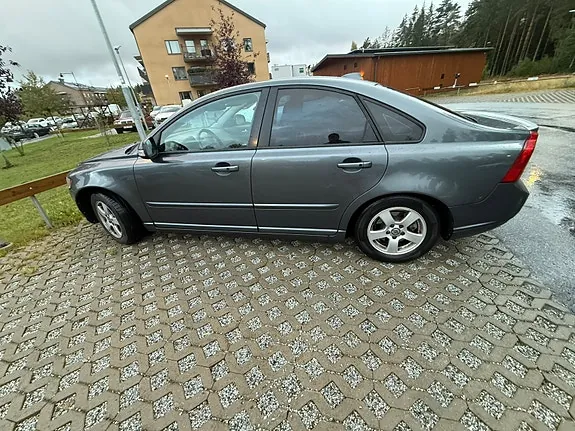 Volvo S40