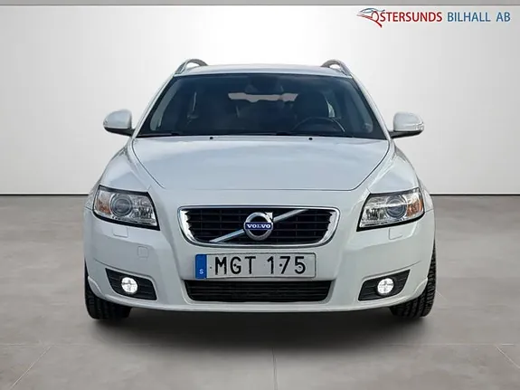 Volvo V50 2012 photo 2