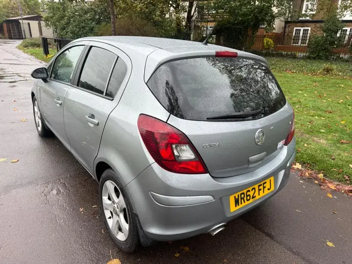 Vauxhall Corsa 2012 photo 5