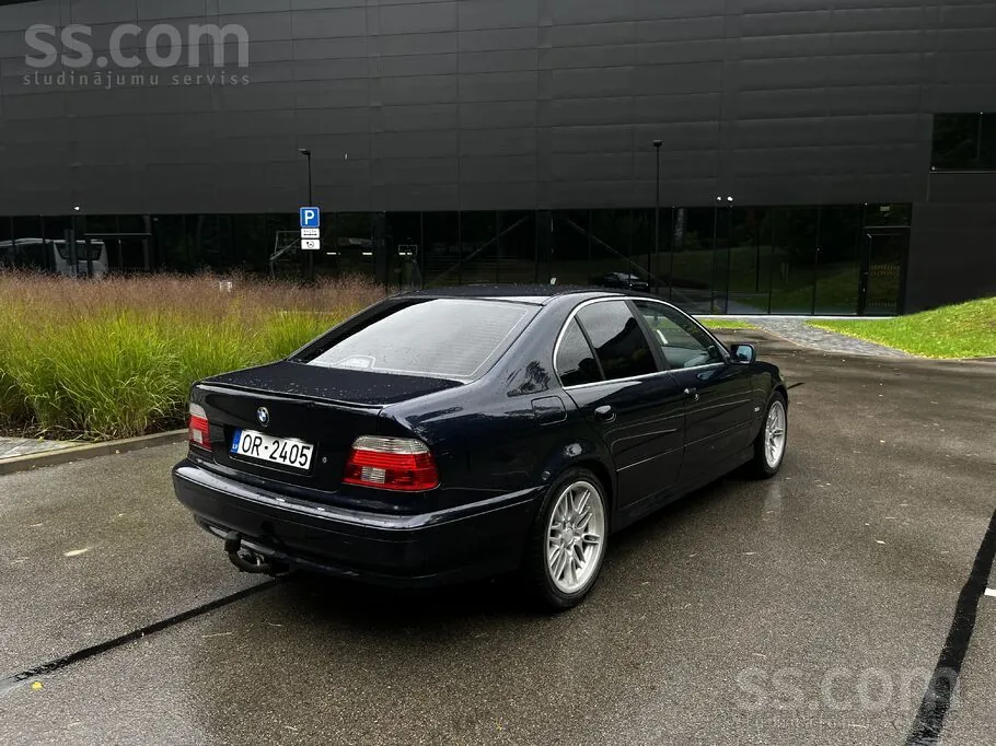 BMW E39 2001 photo 4