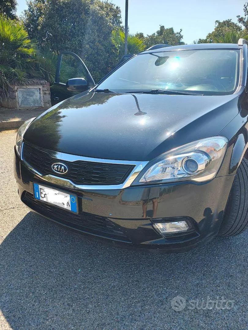 Kia Ceed 2010 photo 4