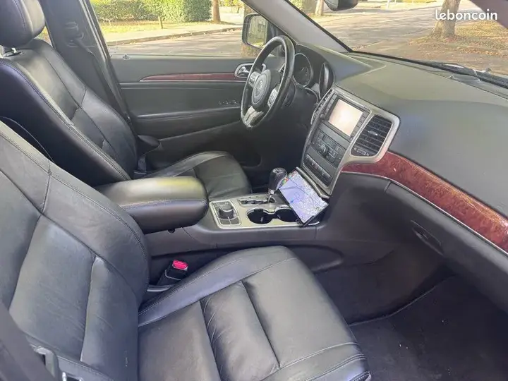 Jeep Grand Cherokee 2012 photo 3