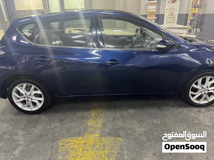 Nissan Tiida 2013 photo 5