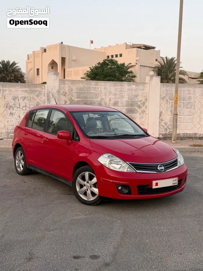 Nissan Tiida