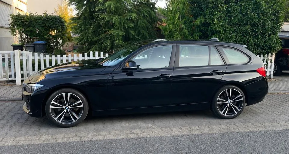 BMW 318D Touring