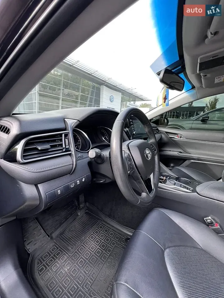 Toyota Camry 2021 photo 4