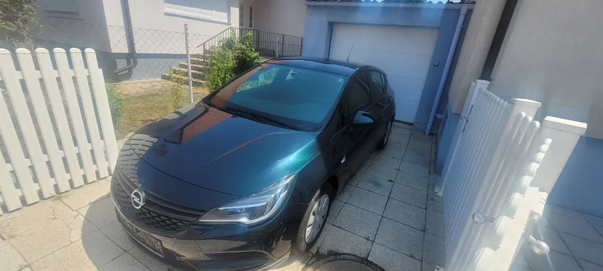 Opel Astra 2015 photo 2