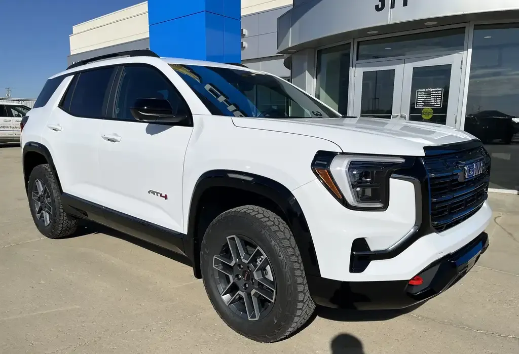 GMC Terrain 2027 photo 3