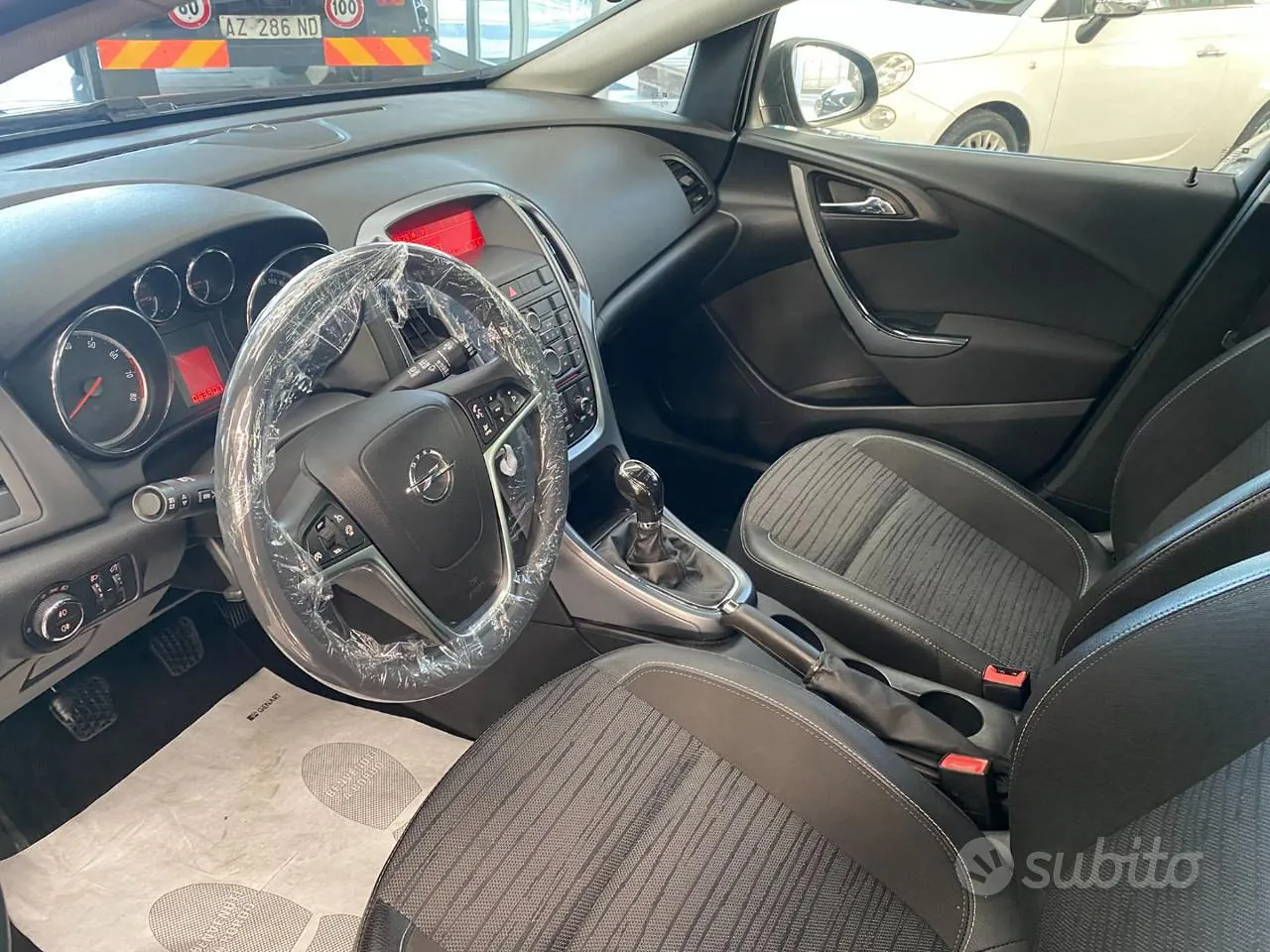 Opel Astra 2016 photo 5