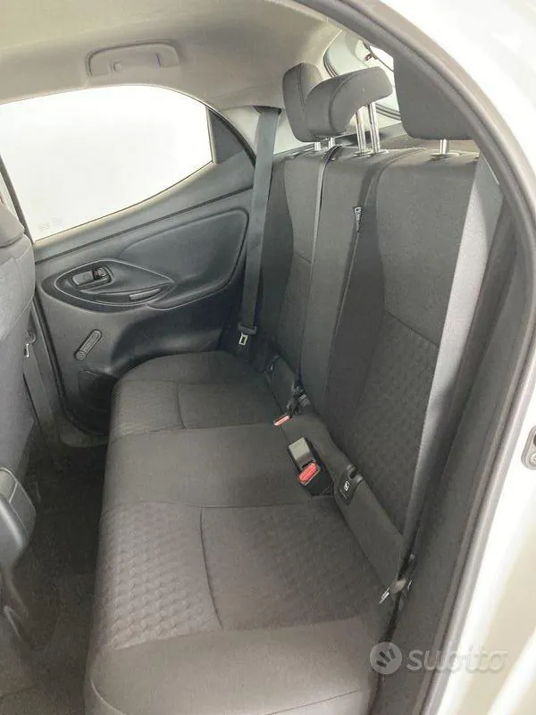 Toyota Yaris 2022 photo 5