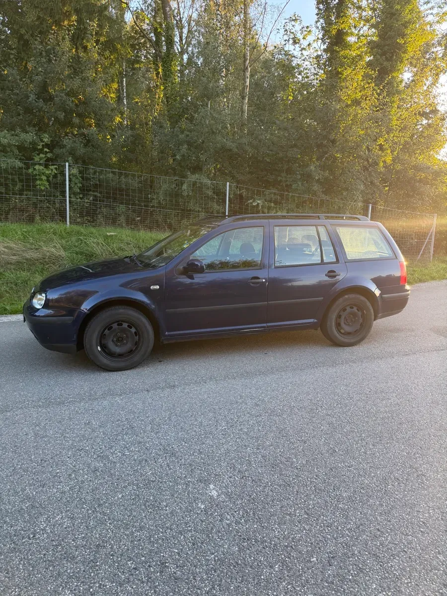 Volkswagen Golf 2001 photo 2