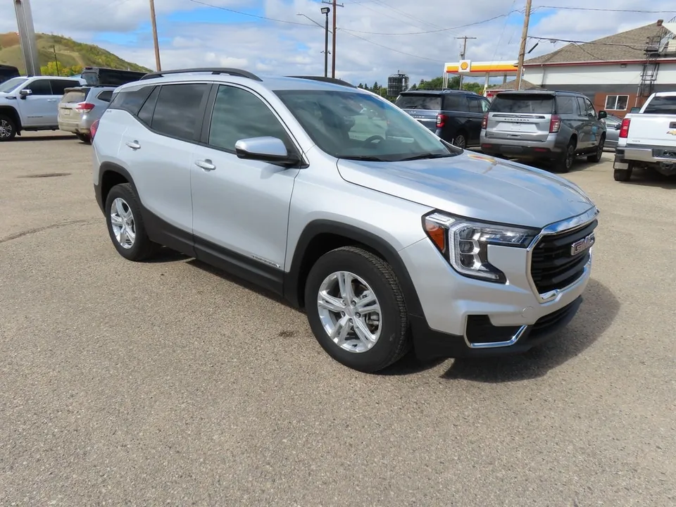 GMC Terrain 2022 photo 2