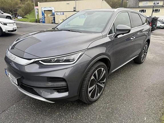 BYD Tang 2026 photo 5