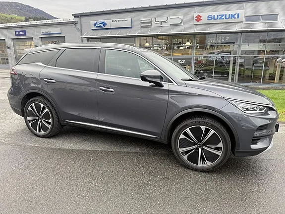 BYD Tang 2026 photo 2