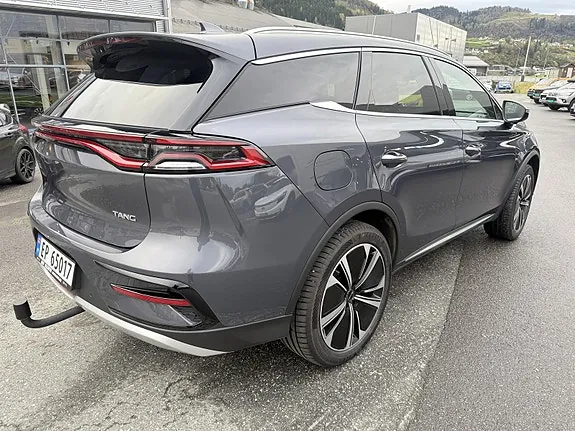 BYD Tang 2026 photo 3