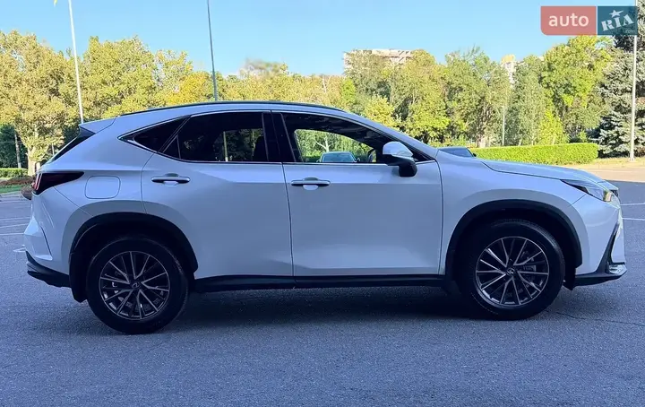 Lexus Nx 2025 photo 4