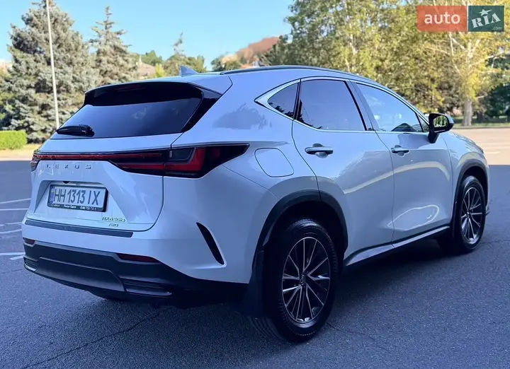 Lexus Nx 2025 photo 5
