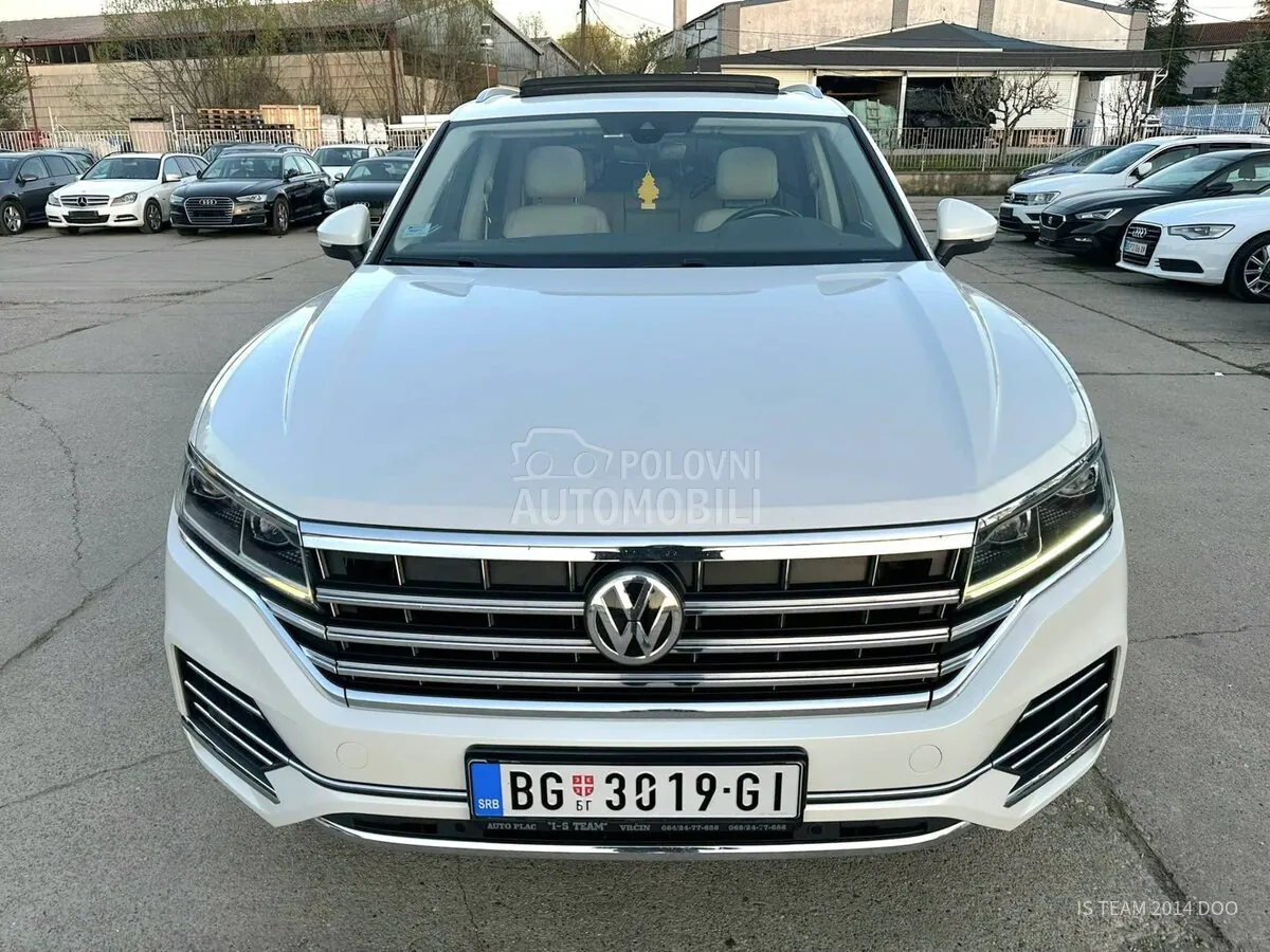 Volkswagen Touareg 2020 photo 2