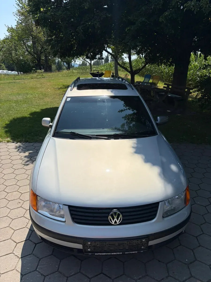 Volkswagen Passat 2000 photo 3