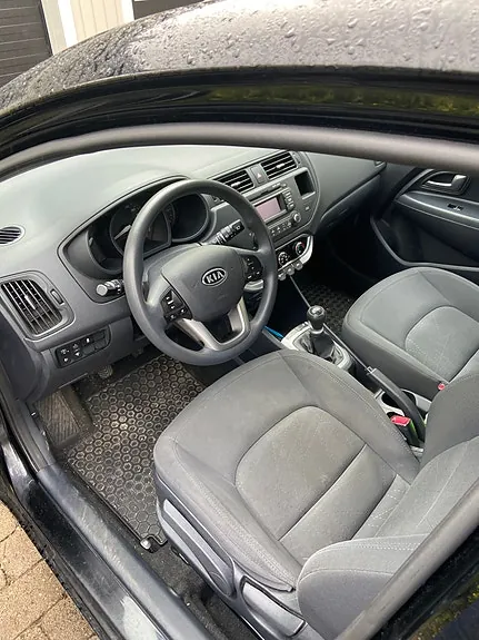 Kia Rio 2012 photo 3