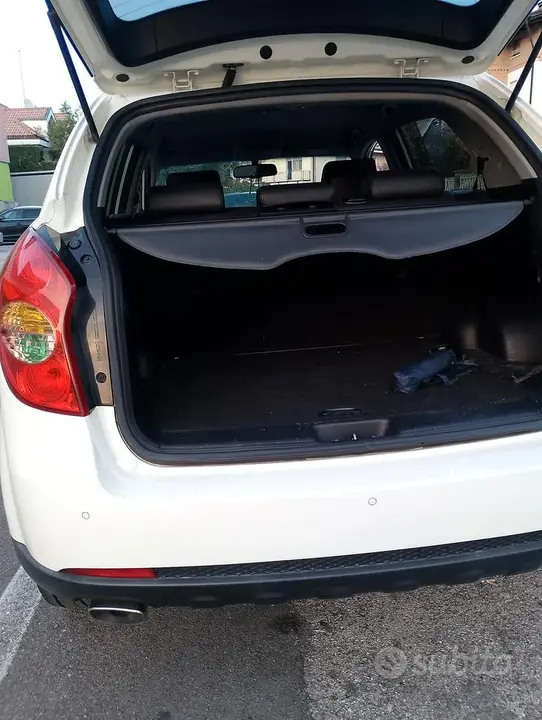 KG Mobility Korando 2011 photo 3