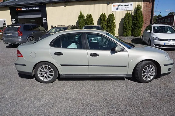 Saab 9-3 2005 photo 4