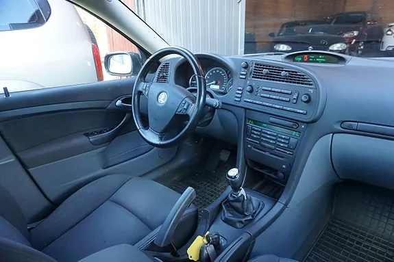 Saab 9-3 2005 photo 5