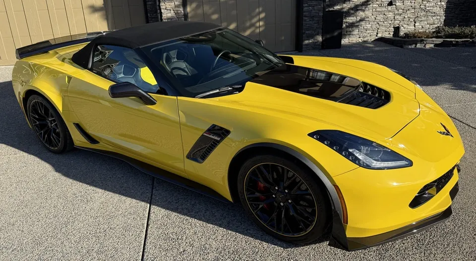 Chevrolet Corvette 2019 photo 2