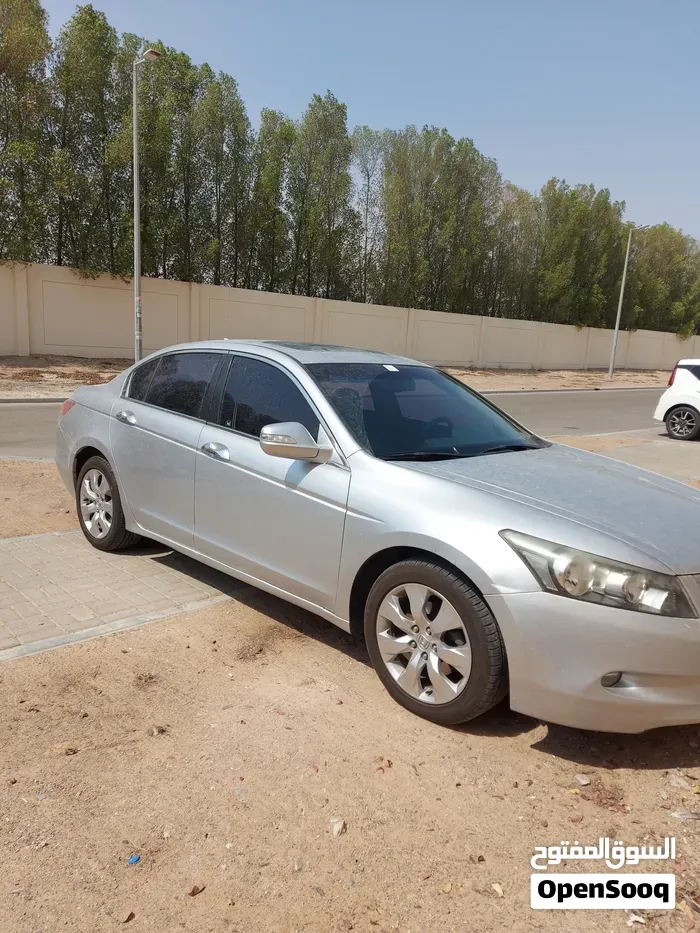 Honda Accord 2010 photo 2