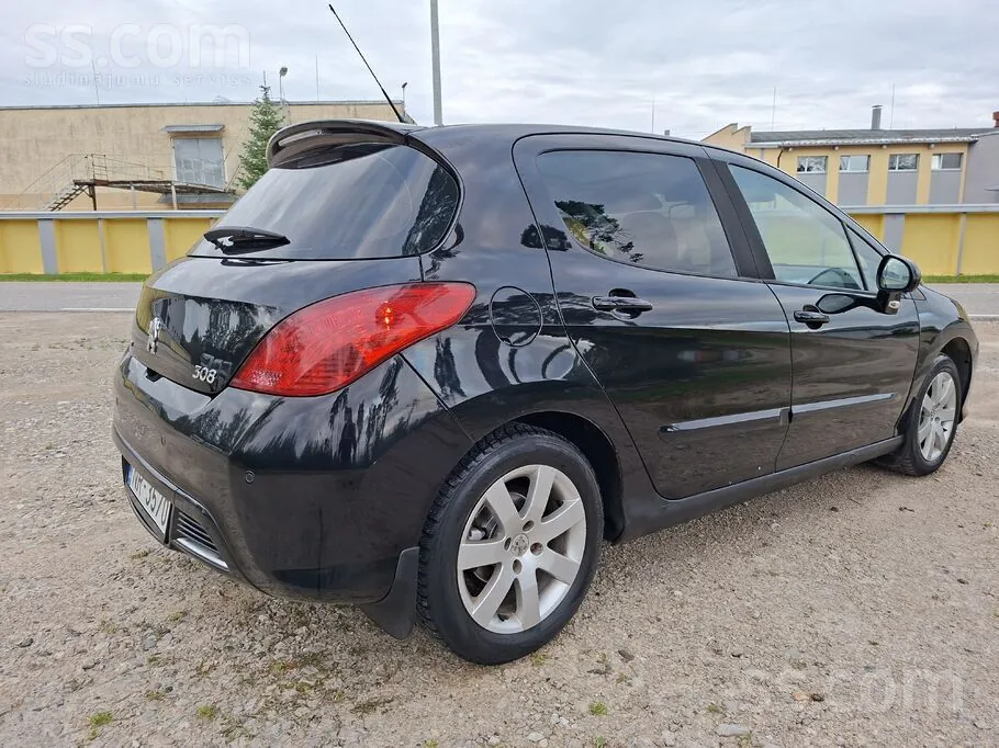 Peugeot 308 2008 photo 4