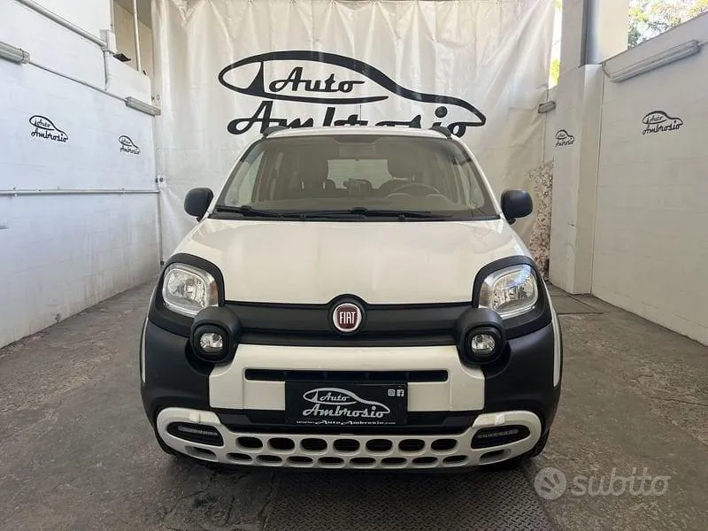 Fiat Panda Cross 2019 photo 2