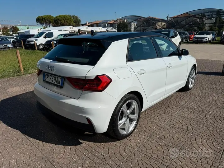 Audi A1 2023 photo 4