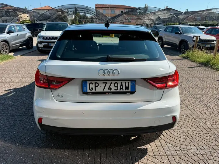 Audi A1 2023 photo 5