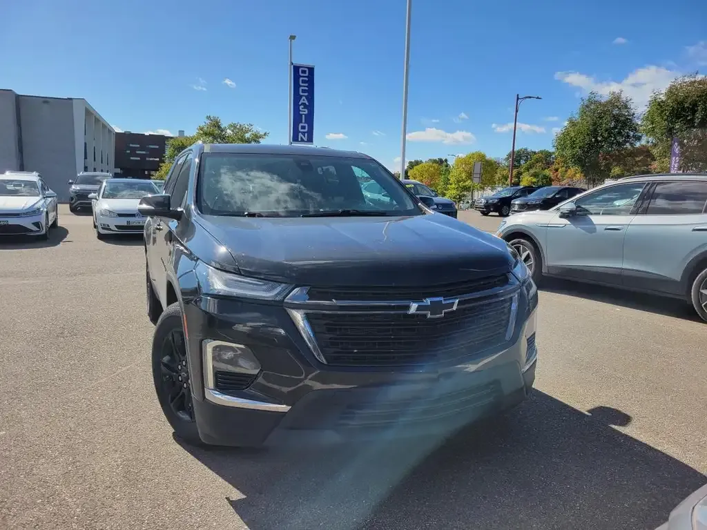 Chevrolet Traverse 2023 photo 2