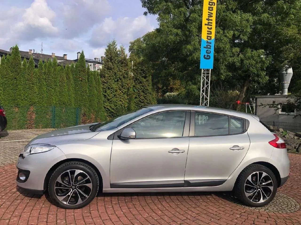 Renault Megane Iii 2014 photo 2